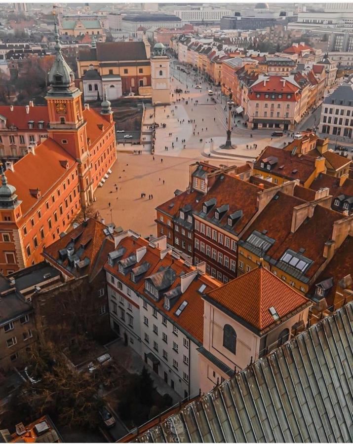 Butas Super Brown 2x Metro Nowy Wifi Netflix Spotify Panorama Miasta